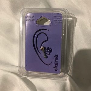 16 gauge cartilage piercing